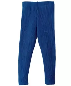 Disana ribbebukse i 100% økologisk merinoull. Superpraktisk og varm med god strikk i livet. Den kan fint brettes opp så den varer litt lenger. Sertifisert med GOTS og NATURTEXTIL IVN BEST. Kan vaskes i maskin på 30 grader ullprogram med vaskemiddel for ull/silke.