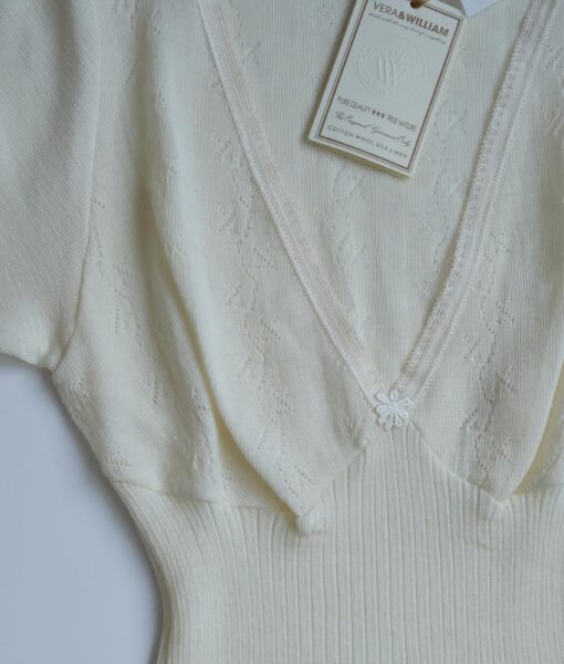 Vera & William Dame Vintage Pointelle t-skjorte i merinoull og silke champagne - Image 2