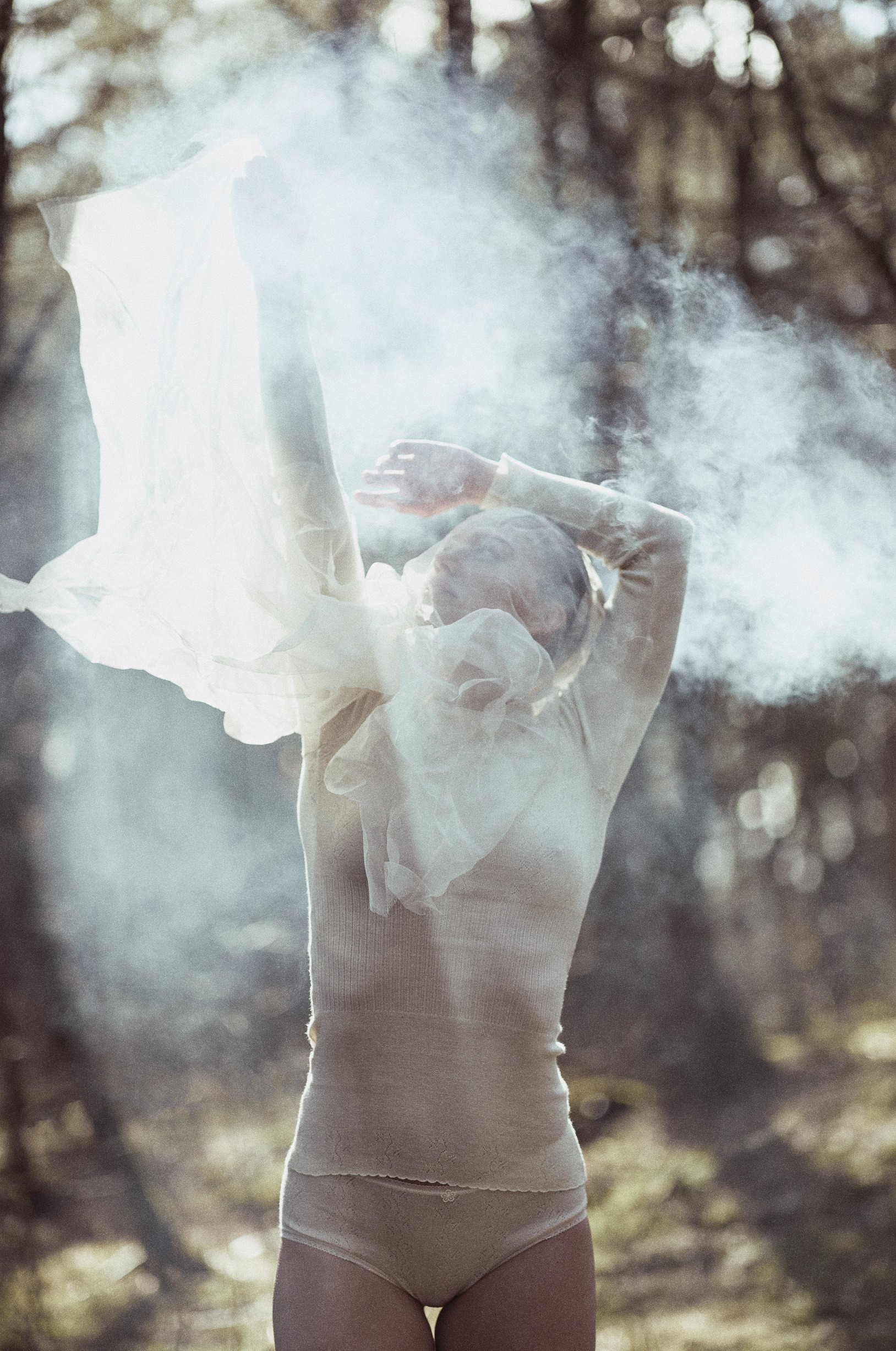 Vera & William Dame Vintage Pointelle genser i merinoull og silke cobalt blue - Image 8