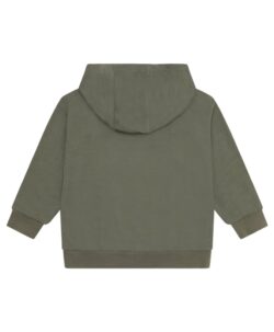 Varm og myk hettegenser fra Hust&Claire laget av 50% merinoull, 45% bambusviskose og 5% polyamid. Det er myk bambusviskose innerst mot huden og ull på utsiden som luner godt. Dette er en ullkvalitet som er fin for sensitiv hud. Sertifisert med Standard 100 fra OEKO-TEX®.