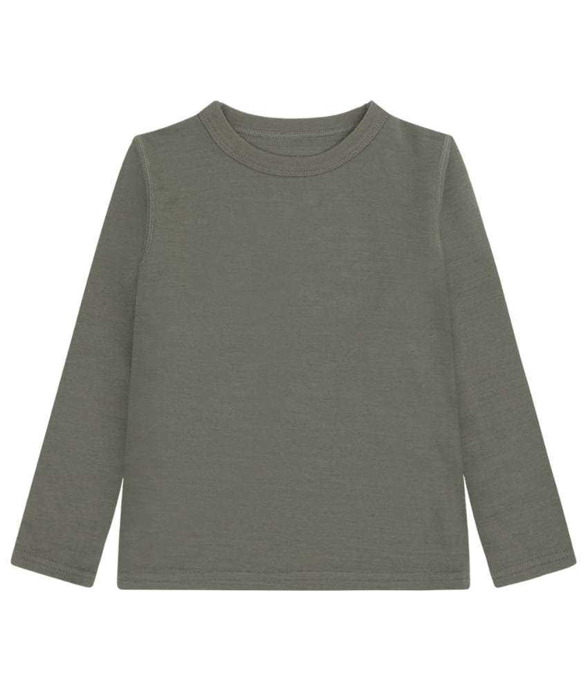 Varm og myk genser fra Hust&Claire laget av 50% merinoull, 45% bambusviskose og 5% polyamid. Det er myk bambusviskose innerst mot huden og ull på utsiden som luner godt. Dette er en ullkvalitet som er fin for sensitiv hud. Sertifisert med Standard 100 fra OEKO-TEX®.