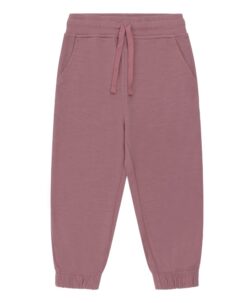 Myk joggebukse med lommer og knyting fra Hust&Claire i 50% merinoull, 45% bambusviskose og 5% polyamid. Det er myk bambusviskose innerst mot huden og ull på utsiden som luner godt. Dette er en ullkvalitet som er fin for sensitiv hud. Sertifisert med Standard 100 fra OEKO-TEX®.