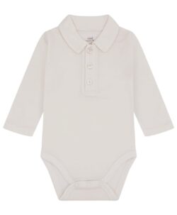 Varm og myk body fra Hust&Claire laget av 50% merinoull, 45% bambusviskose og 5% polyamid. Bodyen har krage og knapper. Det er myk bambusviskose innerst mot huden og ull på utsiden som luner godt. Dette er en ullkvalitet som er fin for sensitiv hud. Sertifisert med Standard 100 fra OEKO-TEX®.