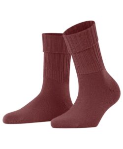 Myke varme ribb støvelsokker fra Falke i 70% ren ny ull og 30% polyamid. Falke er kjent for god kvalitet, slitestyrke og super passform. Vaskes på ullprogram i vaskemaskin med vaskemiddel for ull/silke.