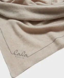 Alternative view of Lala Berlin Triangle Solid Logo M dune beige