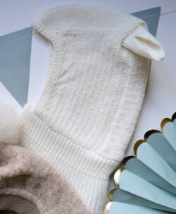 HUTTEliHUT balaclava med ører i kashmir og merinoull Off-White