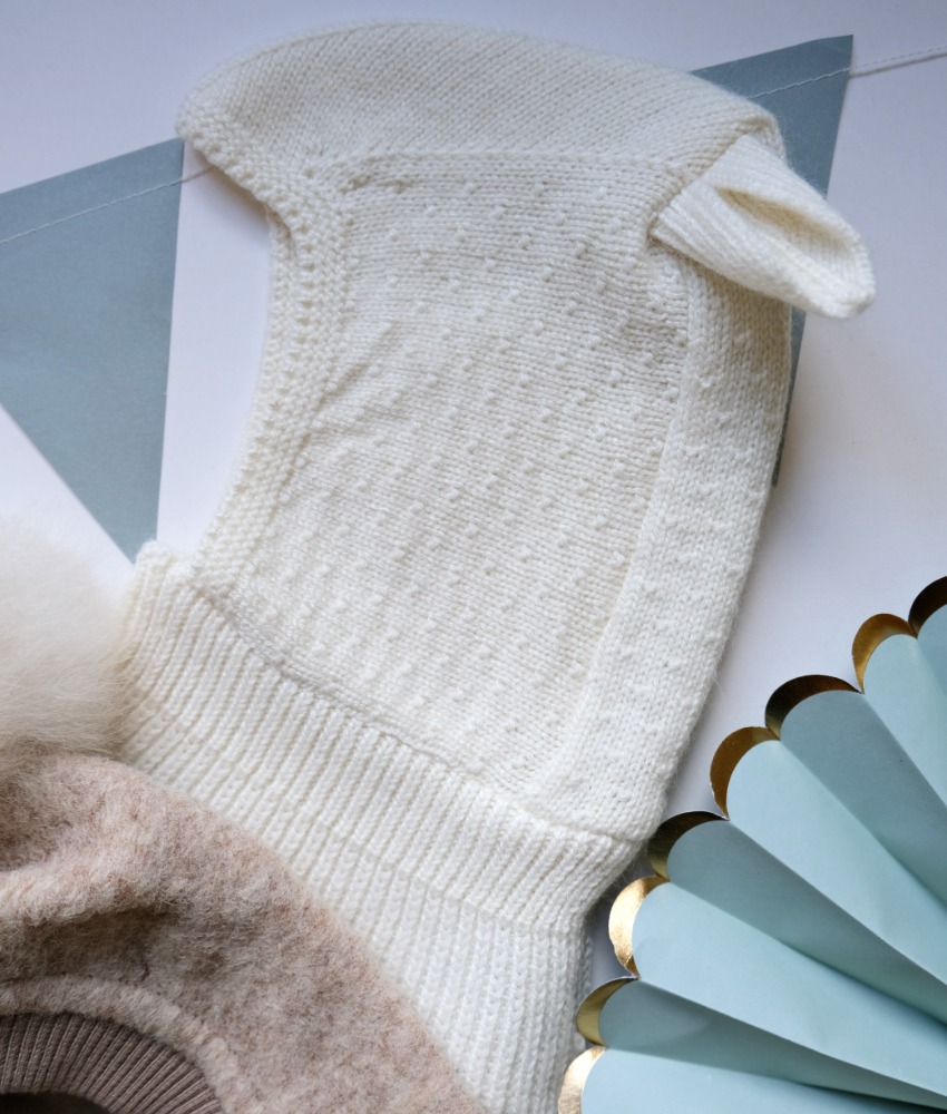 HUTTEliHUT balaclava med ører i kashmir og merinoull Off-White