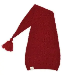 Lang nisselue fra mp Denmark. Laget av 70% polyamid og 30% ull. 