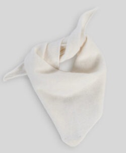 Alternative view of Le Bonnet Bandana lammeull/angora - Snow