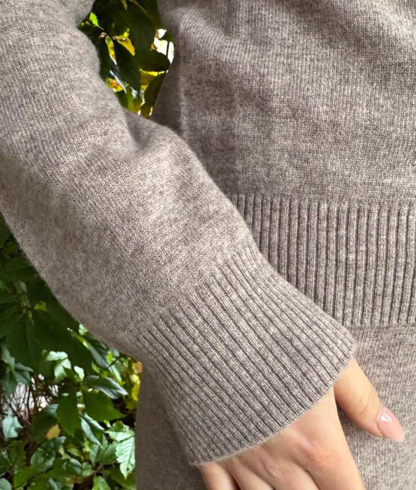 Vilje & Ve Adelyn strikket ullgenser Taupe - Image 3