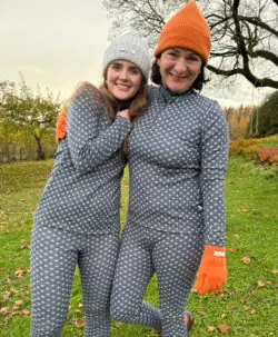 Alternative view of Joha Dame ullsett 100% merinoull jaquard snøkrystaller Mørkegrå