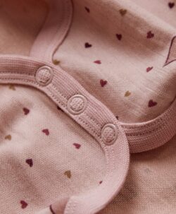 Hust & Claire body